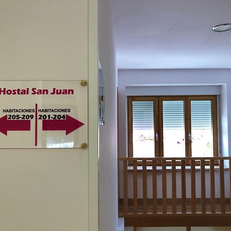 Hostal San Juan Sahagún Eksteriør bilde