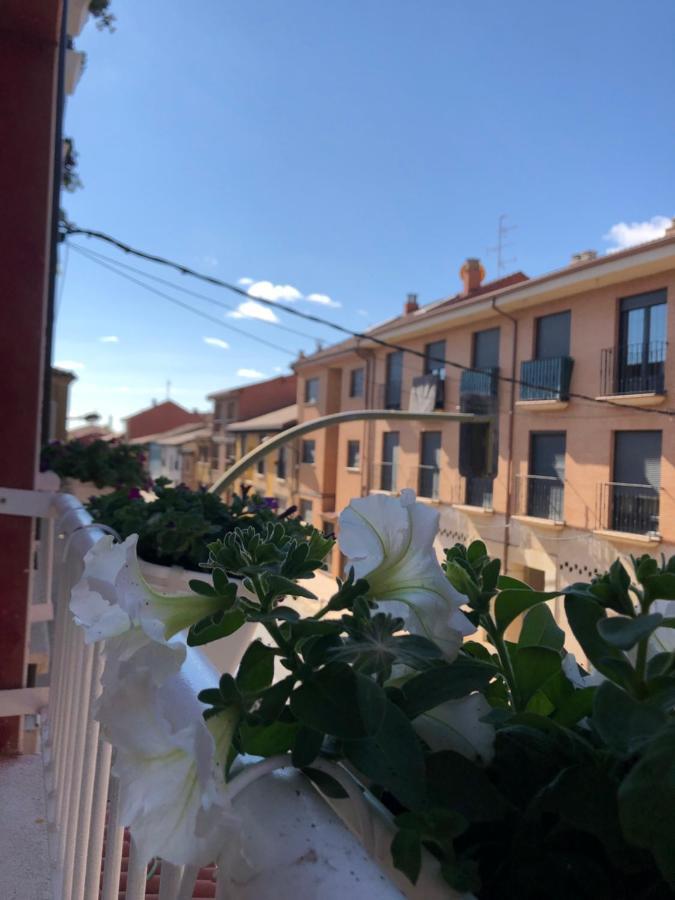 Hostal San Juan Sahagún Eksteriør bilde