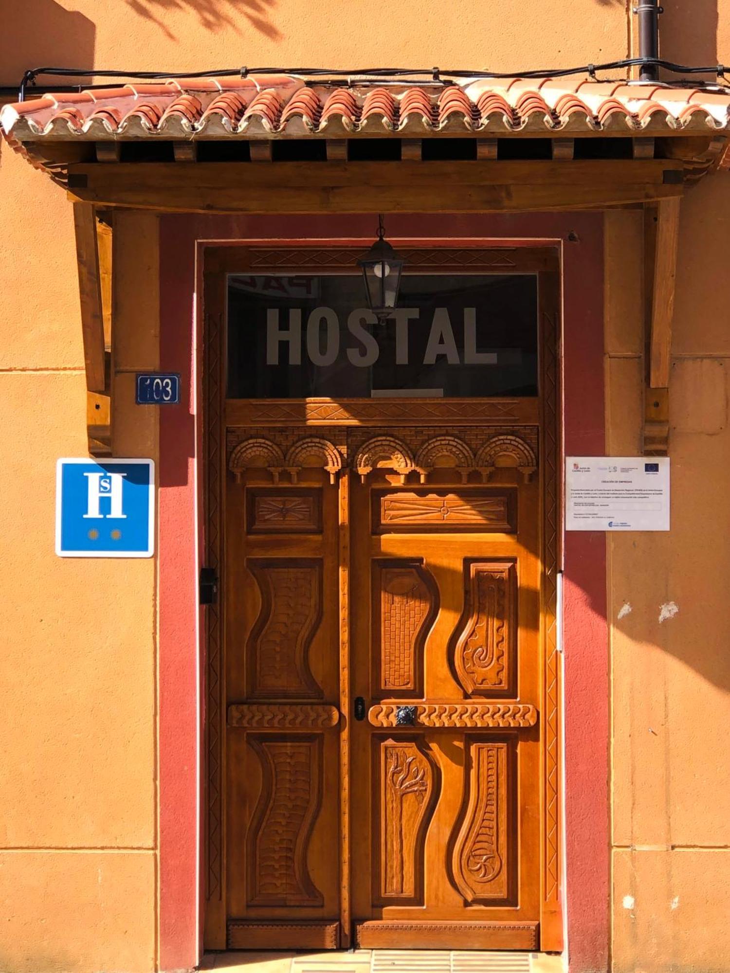 Hostal San Juan Sahagún Eksteriør bilde